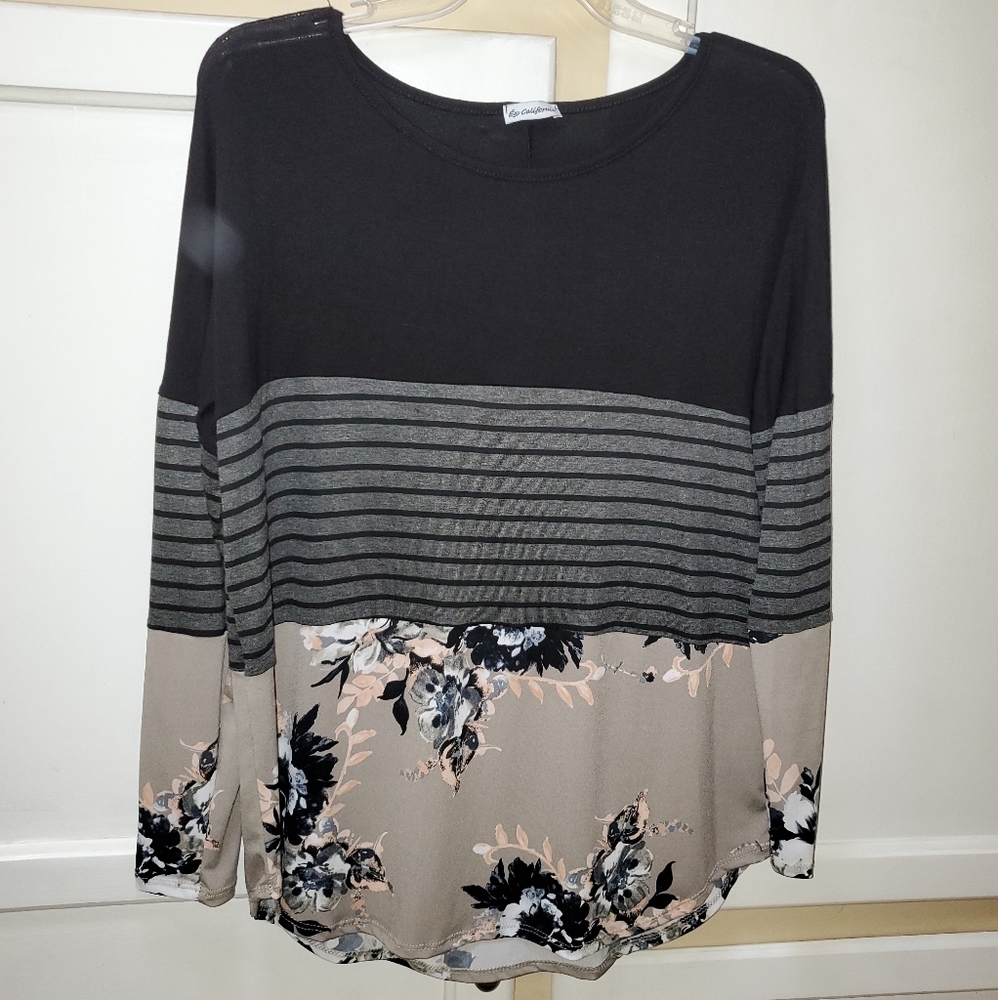 Egs by eloges Women's Crew Neck Contemporary Tunic - Picture 4 of 10